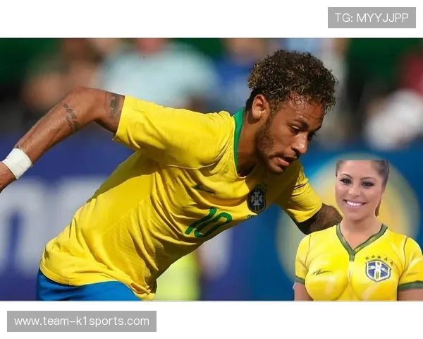 足球巨星风采全览 领略全球顶级球员的精彩瞬间与荣耀时刻